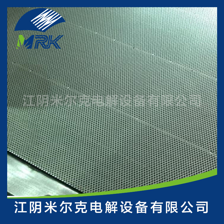 伍德电槽零极距改造3